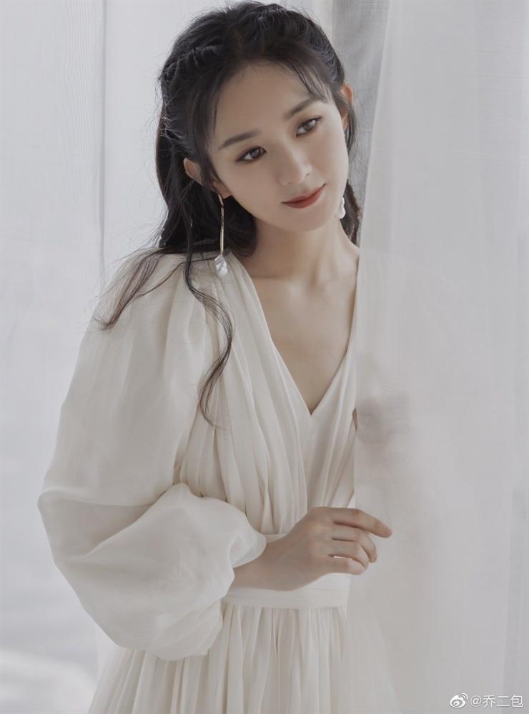 Triệu Lệ Dĩnh và những mỹ nhân thăng hạng nhan sắc sau sinh-3