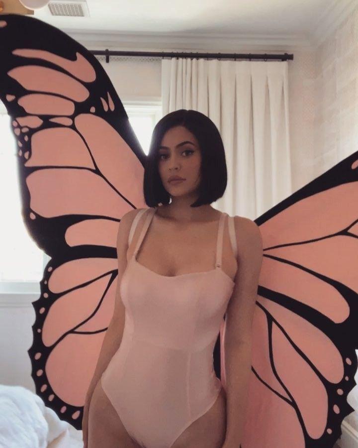 Từ Chi Pu đến Mai Davika đều bị chê phèn khi cố nhái theo Kylie Jenner-8