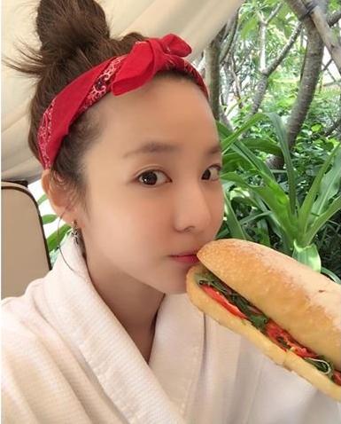 Hàng loạt sao Hàn phát cuồng với những món ăn Việt Nam-1