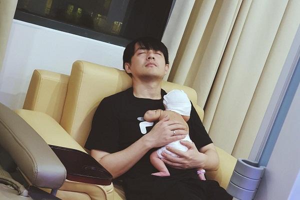 Đông Nhi bị xét nét quá nhiều chỉ mỗi chuyện bầu bí - sinh con-8