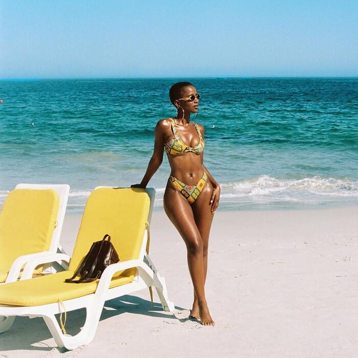 Tân Hoa hậu đầu trọc Nam Phi sở hữu vòng ba 110cm, tập boxing để có body quả lê-4