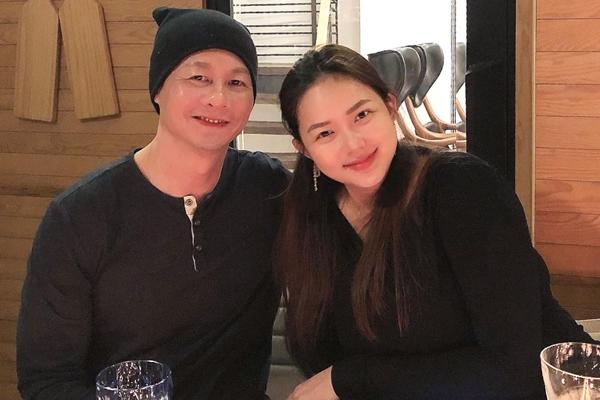 Phan Như Thảo bị mỉa mai như bà với cháu khi xuất hiện bên con gái-7