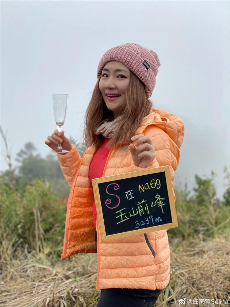 Selina (S.H.E) mừng sinh nhật, đôi tay nhăn nheo khiến ai cũng chạnh lòng-6