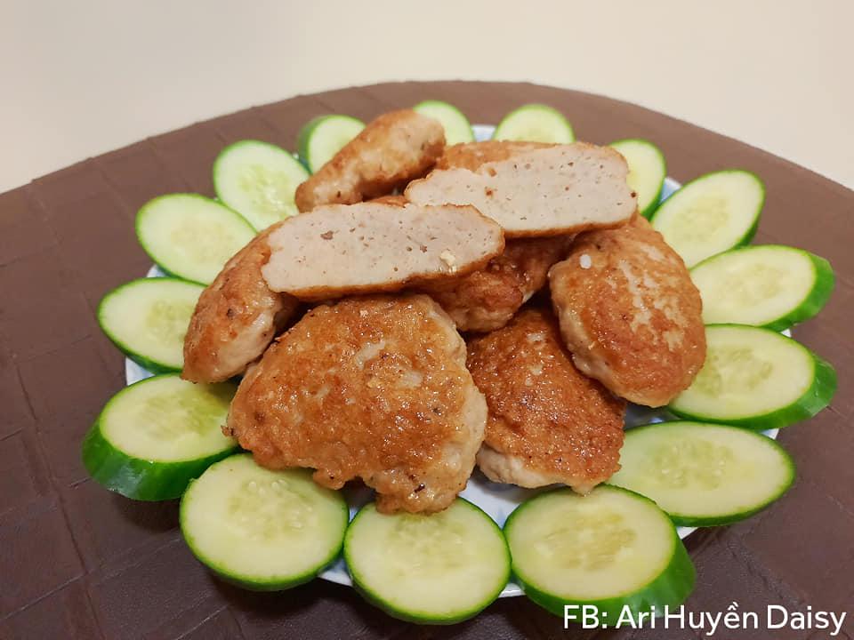 Siêu phẩm những món từ thịt gà của mẹ nội trợ 9x sống ở Iraq-3