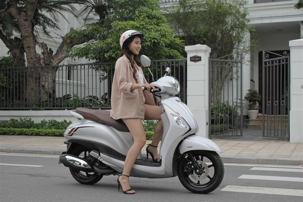 Yamaha Grande chinh phục các cô nàng công sở-2