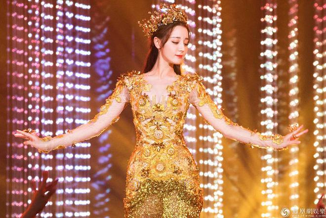 Điên nữ Seo Ye Ji hoá Nữ thần Kim Ưng khiến Địch Lệ Nhiệt Ba cũng phải dè chừng-2