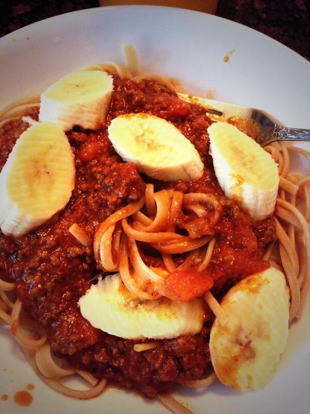 Sởn gai ốc với món mì tôm dưa hấu và 1001 màn kết hợp ăn uống hiểu chết liền-5