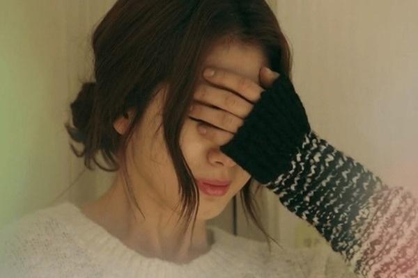 Vừa báo hai vạch cho người yêu thì mẹ chồng tương lai gọi điện tới nói câu khiến cô run rẩy-3