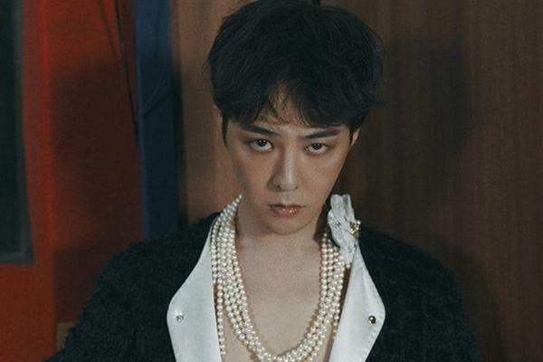 G-Dragon nhận bão vùi dập vuốt mặt không kịp với bức ảnh đầu năm mới-5