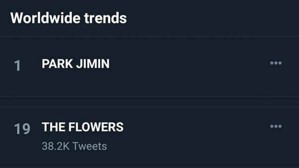 Jimin khoe vai hững hờ trong concept photo, outfit không sắc vẫn khiến ARMY trụy tim-3