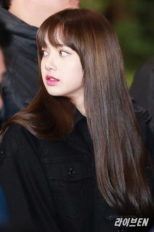 Những sao quả tạ đau thương BLACKPINK từng phải đưa mặt hứng-9