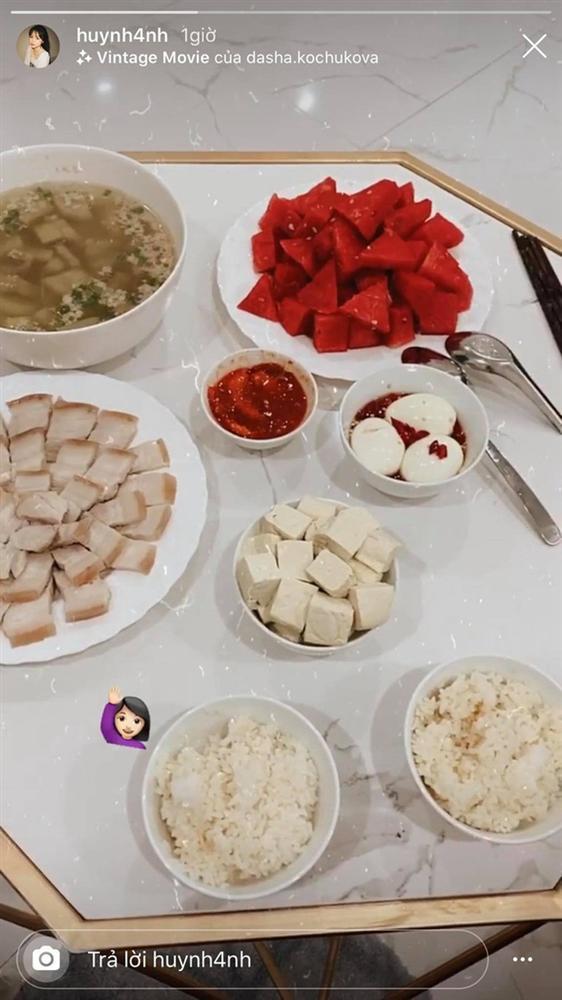 Bộ sưu tập những mâm cơm nhà made by Huỳnh Anh - cô bạn gái đảm đang ai cũng muốn ở bên-3