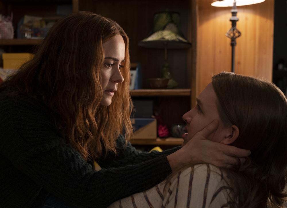 Cùng là yêu quá hóa hận, bộ phim hồi hộp giật gân nào ám ảnh khán giả nhất?-8