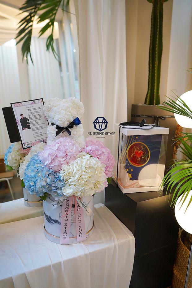 Lee Min Ho lọt thỏm giữa núi quà sinh nhật khủng tuổi 34-8