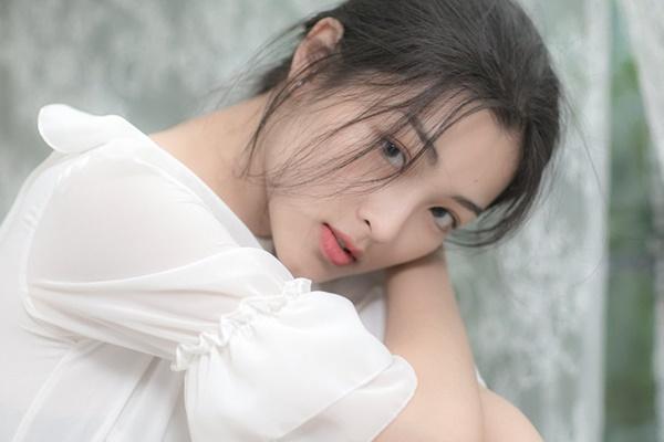 Nhan sắc nữ diễn viên vào vai Diễm trong phim về Trịnh Công Sơn-3