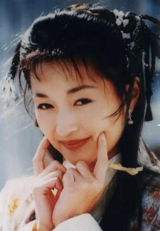 Mỹ nhân Thần điêu đại hiệp từng khiến Chung Hán Lương mê mẩn chật vật kiếm tiền ở tuổi 50-1