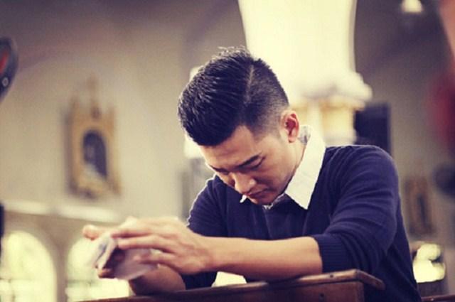 Bị vợ đâm đơn ly hôn vì 4 năm chung sống đều gửi tiền cho mẹ, người chồng về quê thì chết lặng-2