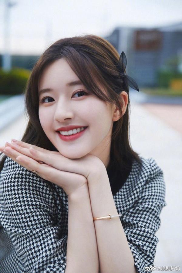 Hậu lùm xùm cọ nhiệt Tiêu Chiến, Triệu Lộ Tư mất trắng vai chính vào tay Viên Băng Nghiên?-2