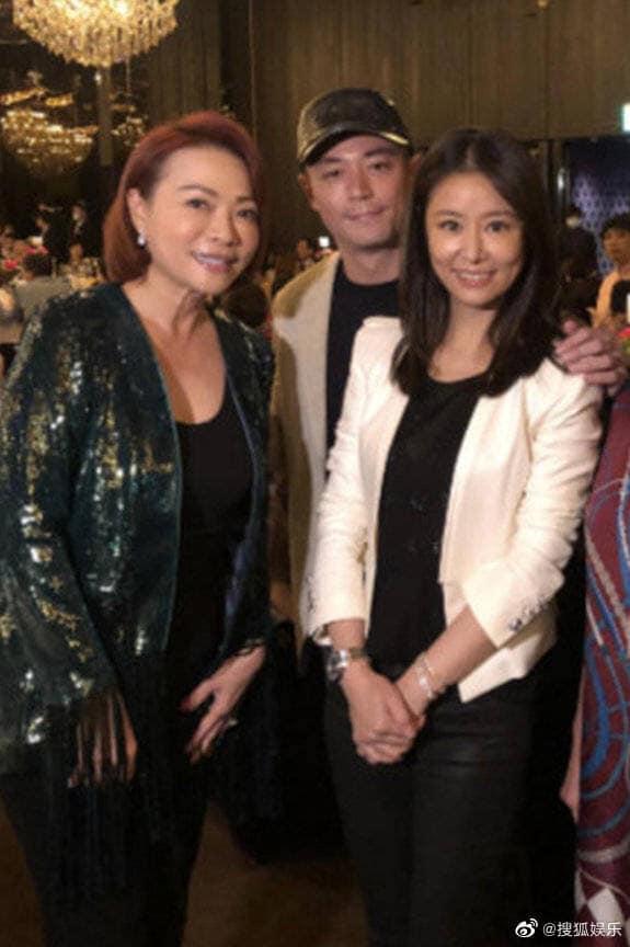 Bị đồn ly hôn, Lâm Tâm Như - Hoắc Kiến Hoa uống rượu giao bôi dằn mặt-1