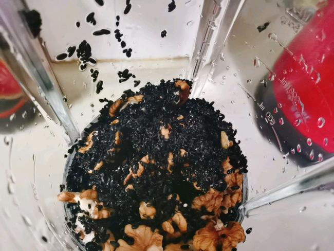 Chị em bị rụng tóc tham khảo ngay công thức làm món đồ uống giúp tóc chắc khỏe, bóng mượt-3