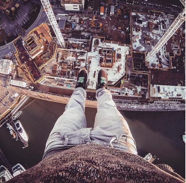 Lạnh gáy với những pha liều mình chụp ảnh chỉ vì muốn có bức hình thật ngầu-1