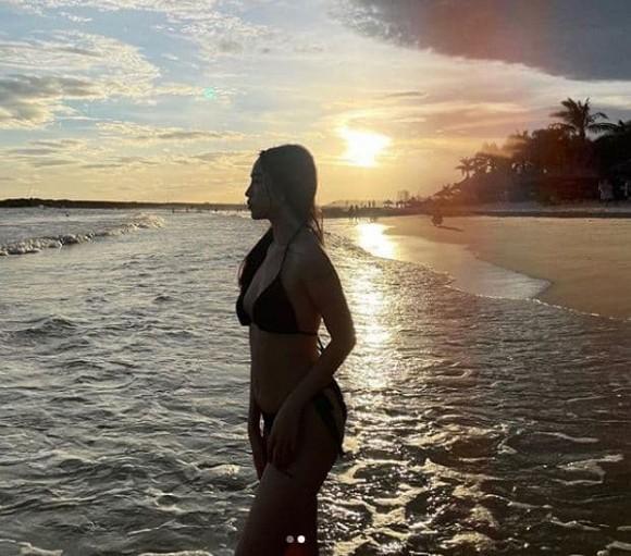 Lấy chồng giàu lại được cưng chiều, con gái Minh Nhựa thăng hạng nhan sắc, body miễn chê-2