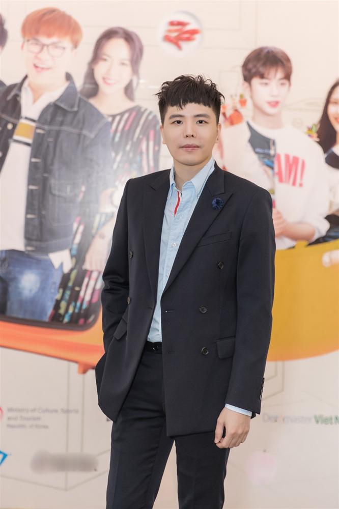 Trịnh Thăng Bình hết sợ vào bếp - ST Sơn Thạch khao khát múa đũa cùng Nancy MOMOLAND-4