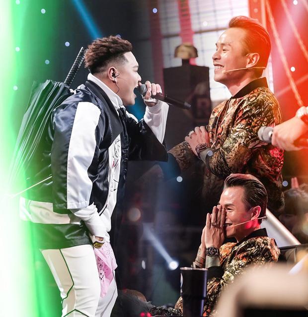 Sơn Tùng M-TP đăng ảnh hỏi Gu của em thế nào?, fan khịa: Gu của anh là Trâm á-3