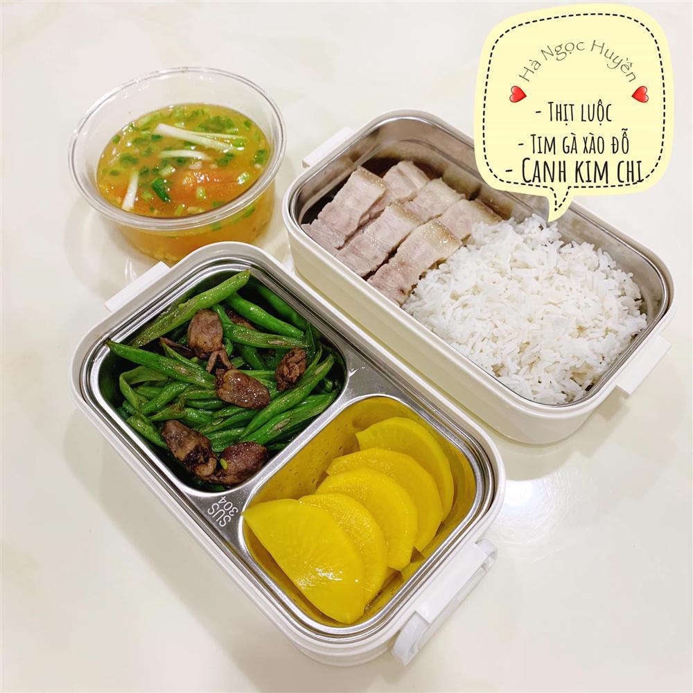 Vợ đảm 9x làm cơm hộp cho chồng mang đi làm khiến hội chị em ghen tị-5