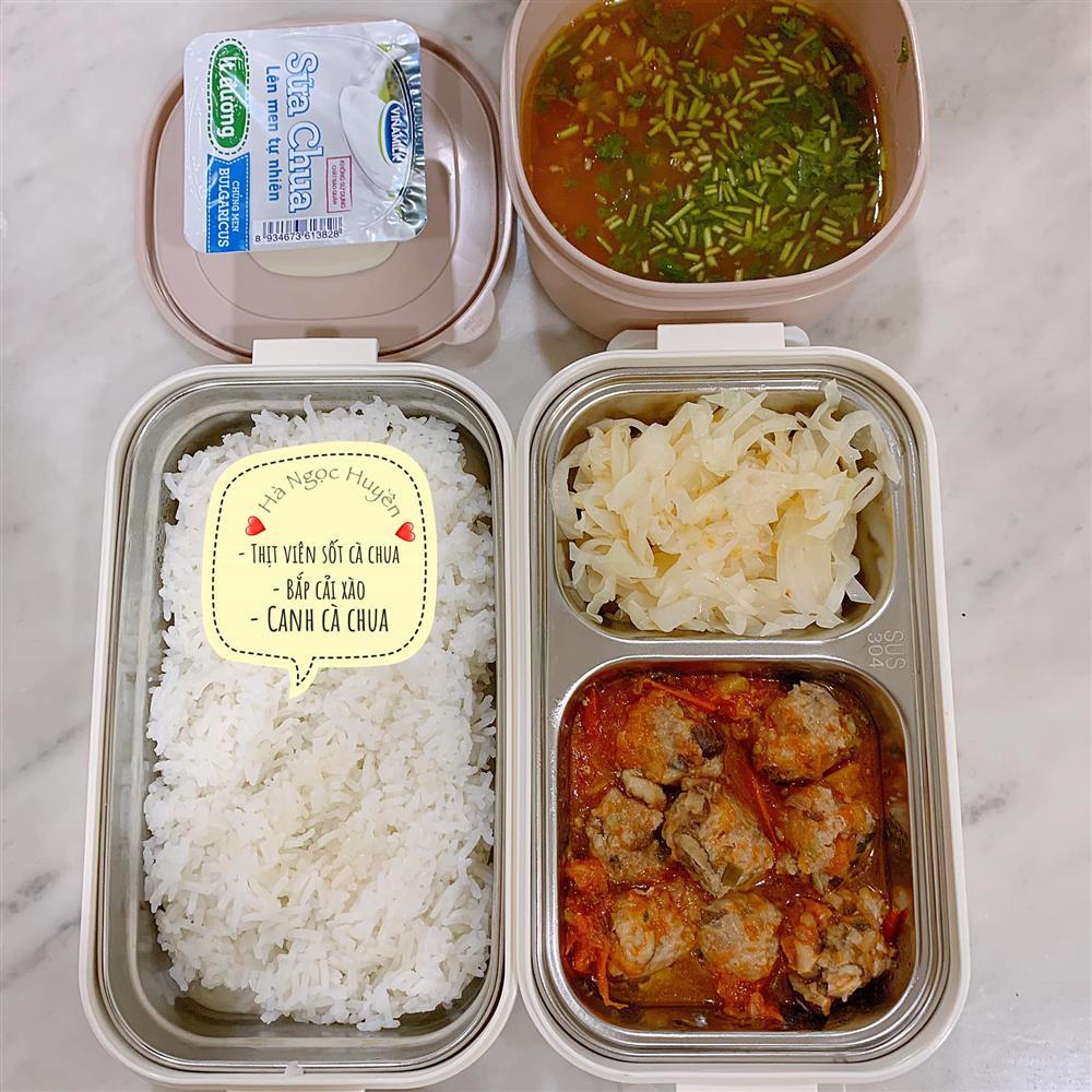 Vợ đảm 9x làm cơm hộp cho chồng mang đi làm khiến hội chị em ghen tị-7