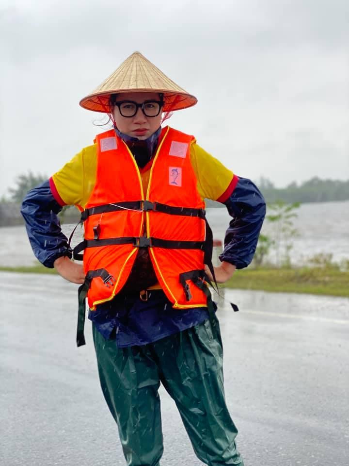 Trang Trần, Việt Trinh công khai bênh vực Thủy Tiên giữa ồn ào từ thiện-2