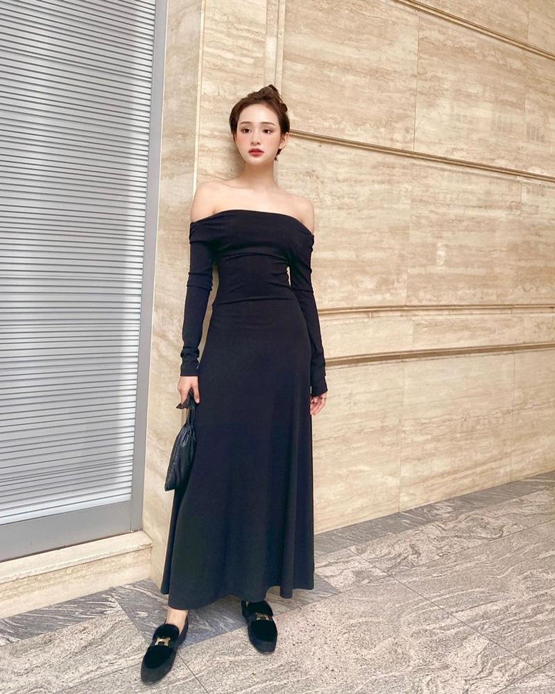 Cùng diện đầm Dior, Chi Pu - Quỳnh Anh Shyn mang hai style đối lập-3