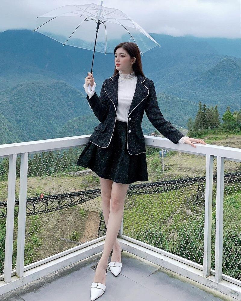 Cùng diện đầm Dior, Chi Pu - Quỳnh Anh Shyn mang hai style đối lập-6