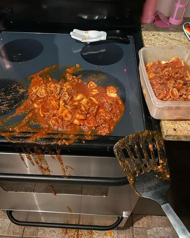 Bạn sẽ thấy mình nấu ăn còn ngon hơn đầy người sau khi xem những thảm họa này-7