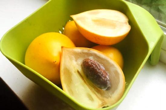 Cô gái khiến nhiều người không tin vào mắt khi gọi tên loại quả quen thuộc, nghe giá tiền còn choáng hơn