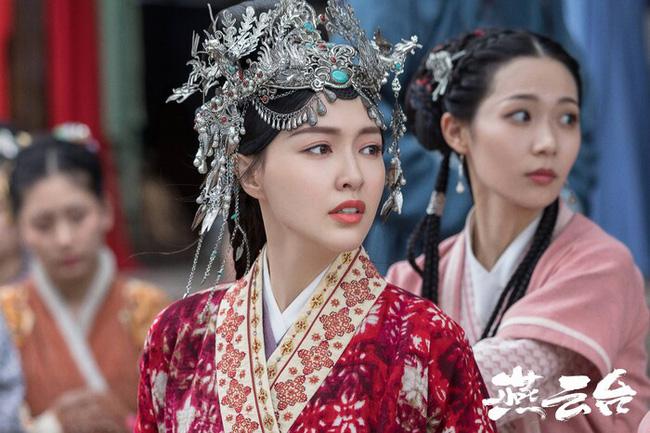 Yến Vân Đài: Lộ sạn dùng diễn viên đóng thế cho Đường Yên, toàn cảnh bay lộn nguy hiểm cho bà bầu-5