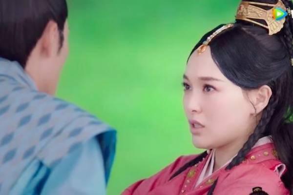 Yến Vân Đài: Đường Yên bị diễn viên phụ đấm vào mặt, phản ứng đau đớn sau đó mới đáng nói-5