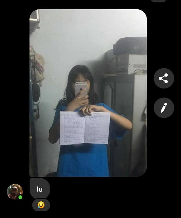 Nghỉ học mượn vở bạn chép bài, nữ sinh khóc thét vì không thể dịch nổi chữ-1