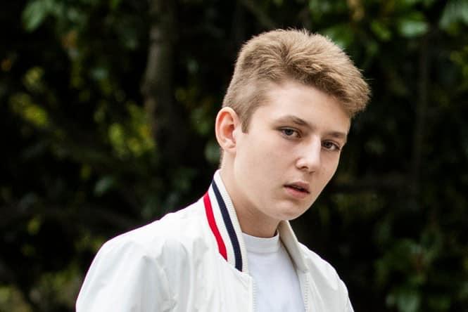 Con trai út ông Trump ở tuổi 14: Cao 2m, ngoại hình điển trai như hoàng tử truyện cổ tích-3