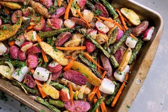 Học làm rau củ bỏ lò nóng hổi