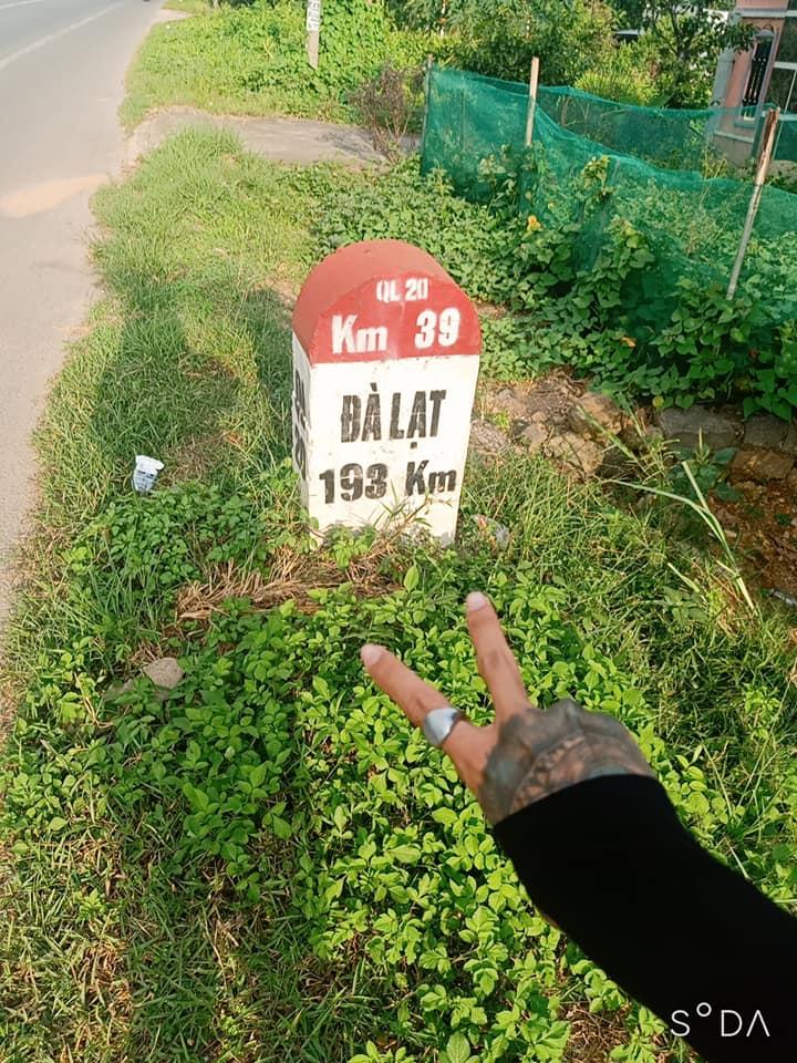 Chàng trai 9X đi bộ hơn 300km từ Sài Gòn đến Đà Lạt: May mắn 100% đều ủng hộ-2