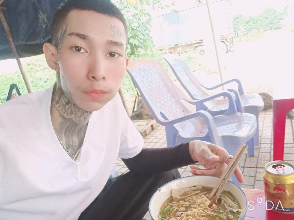 Chàng trai 9X đi bộ hơn 300km từ Sài Gòn đến Đà Lạt: May mắn 100% đều ủng hộ-4