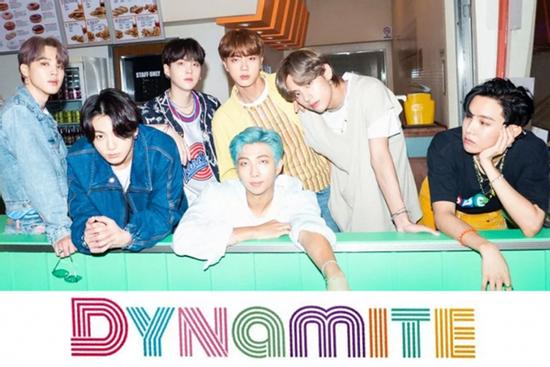 Chẳng ai ngờ đứa con vỡ kế hoạch 'Dynamite' lại làm rạng danh gia tộc BTS đến thế!