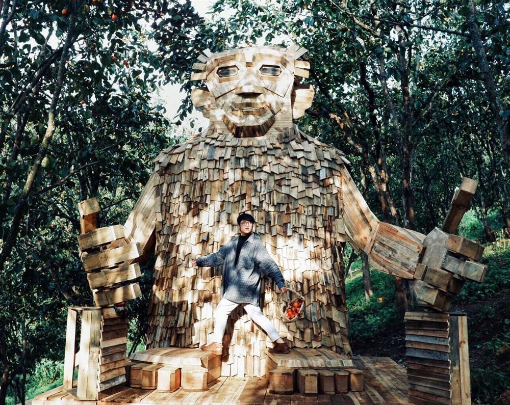 Những bức tượng yêu tinh ở Đà Lạt khiến giới trẻ lũ lượt kéo đến check-in-2