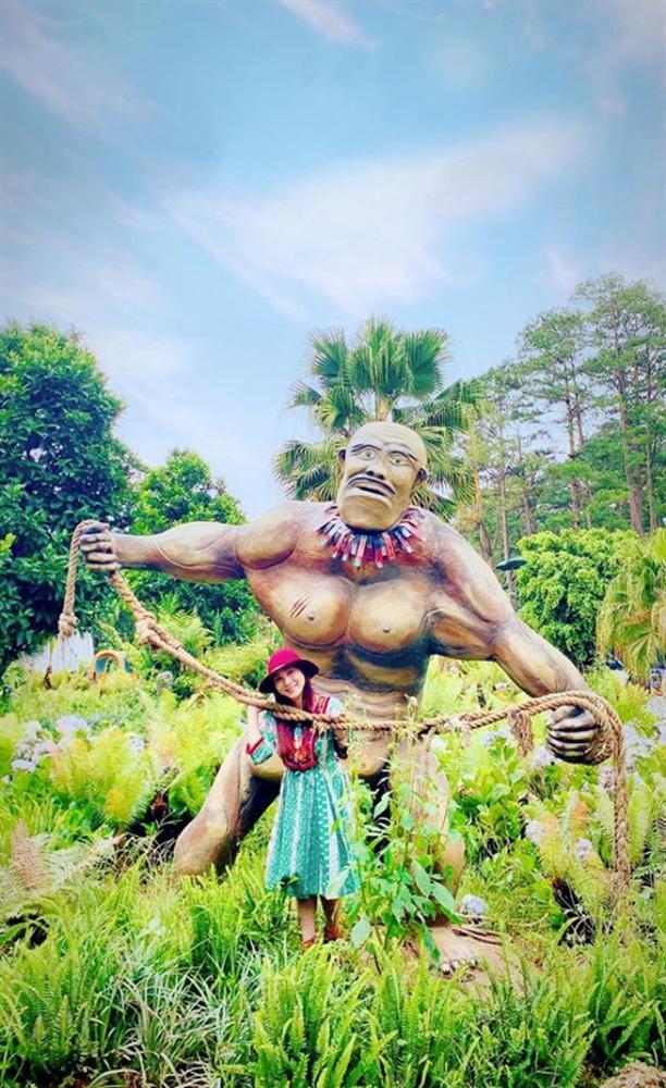 Những bức tượng yêu tinh ở Đà Lạt khiến giới trẻ lũ lượt kéo đến check-in-11