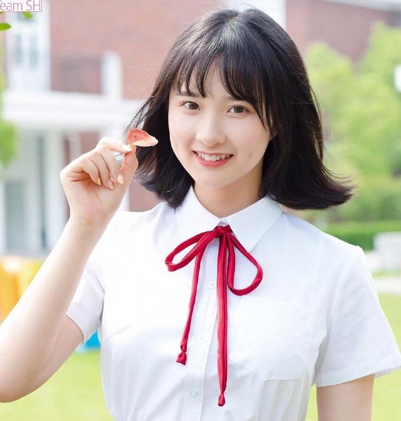 Thế lực chống lưng cho Lưu Diệc Phi và các sao nữ Trung Quốc-1