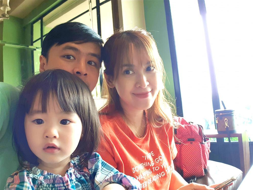 Ngoại hình Tú Vi - Văn Anh thay đổi ra sao sau 5 năm kết hôn?-6