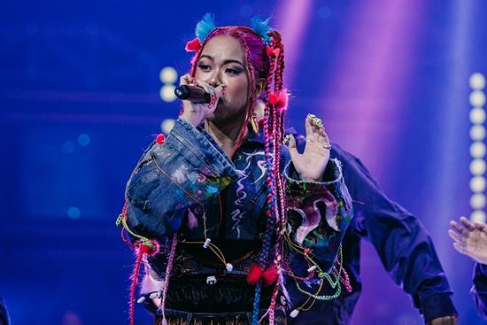 Chung kết Rap Việt: TLinh nhận mưa lời khen 'thế hệ nữ rapper toàn diện'