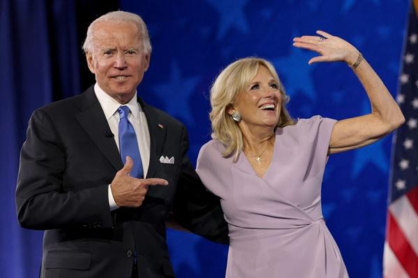 Tình yêu 43 năm của ông Joe Biden và vợ-6