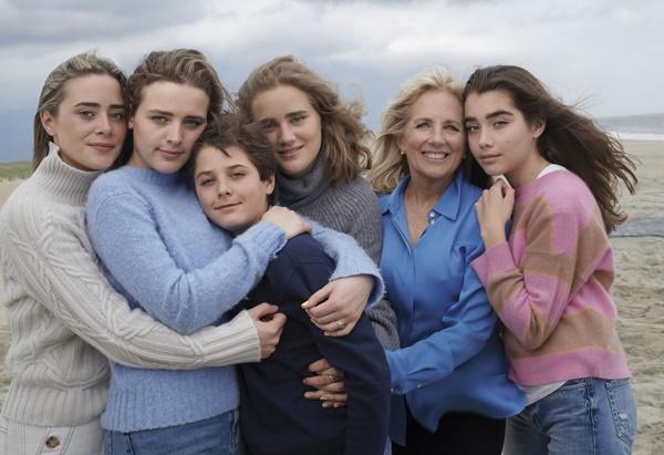 Tình yêu 43 năm của ông Joe Biden và vợ-12